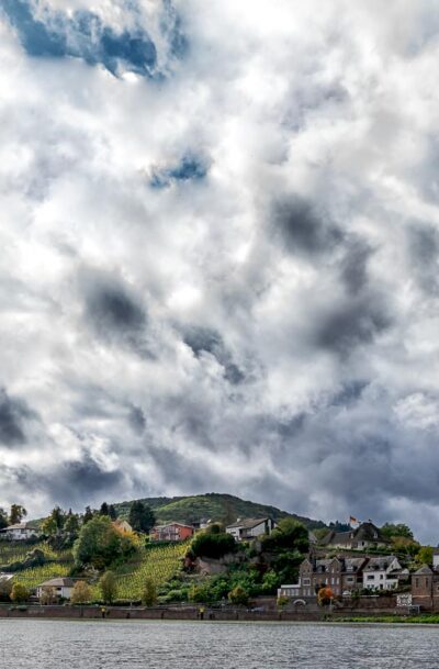 Mitten in Alf: Himmel über dem Steilhang "Hölle" <em>3zu2</em>