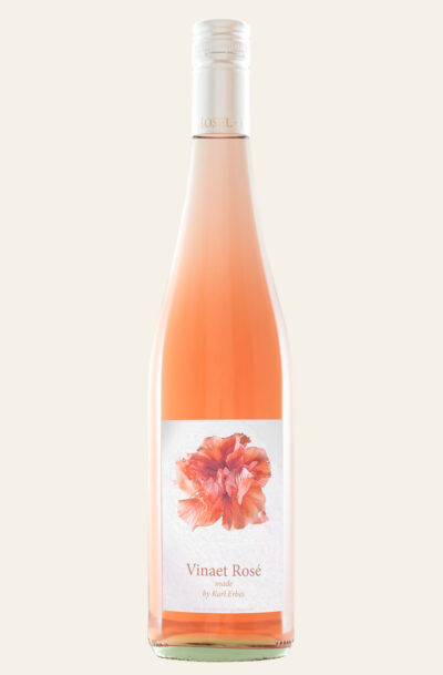 Vinaet Rosé made by Karl Erbes 2019 in rötlicher Weinflasche