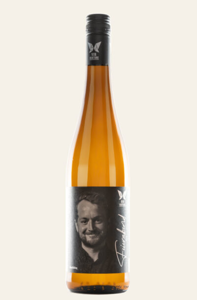 Vinventure Lukas Bicking Grauburgunder Lagenspiel trocken 2020 in orangener Flasche
